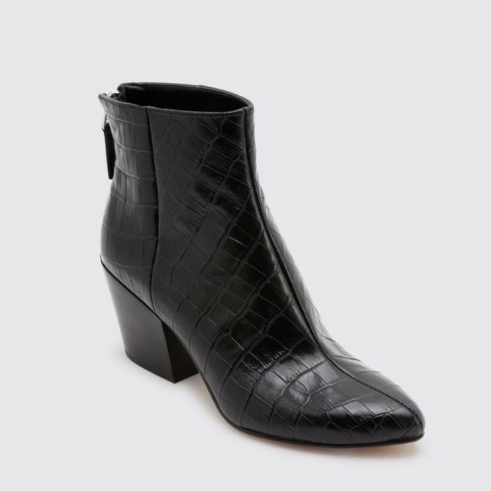 Dolce Vita Coltyn‎ Black Leather Rear Zip Bootie size 8